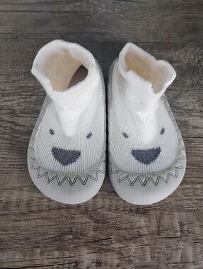 Woodland baby shoes